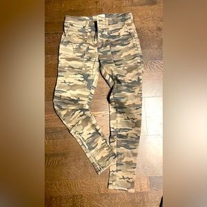 Sanctuary stretchy cargo pant